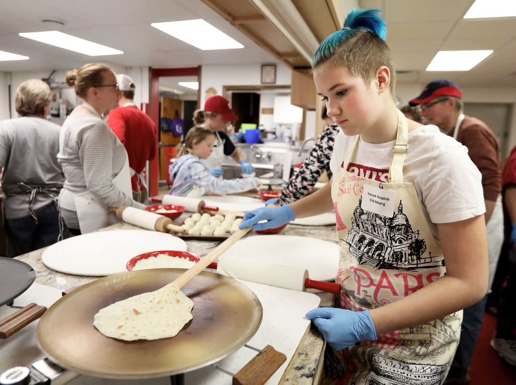 Lefse baking class